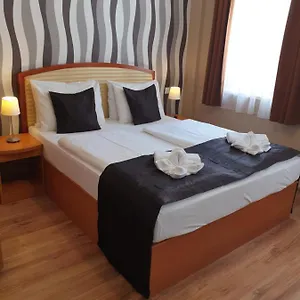Hotell Six, Budapest